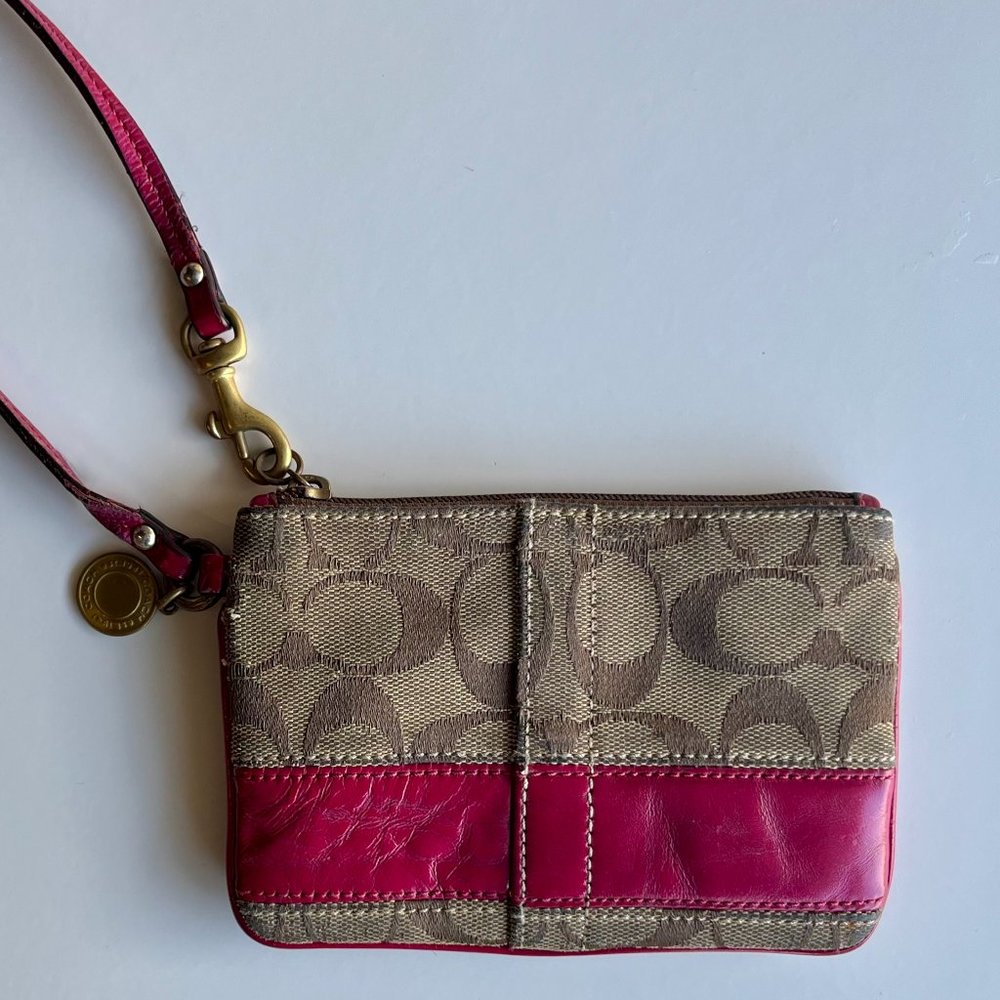 Coach Signature Canvas Wristlet